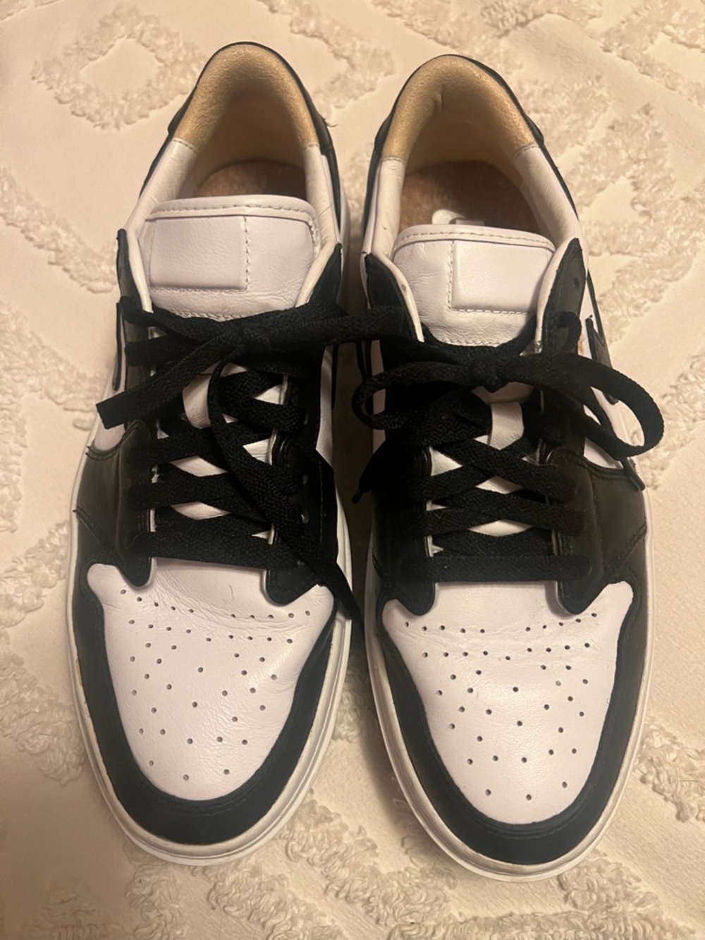 Jordan 1 elevate panda Women's Low-Top Sneakers - Black & White